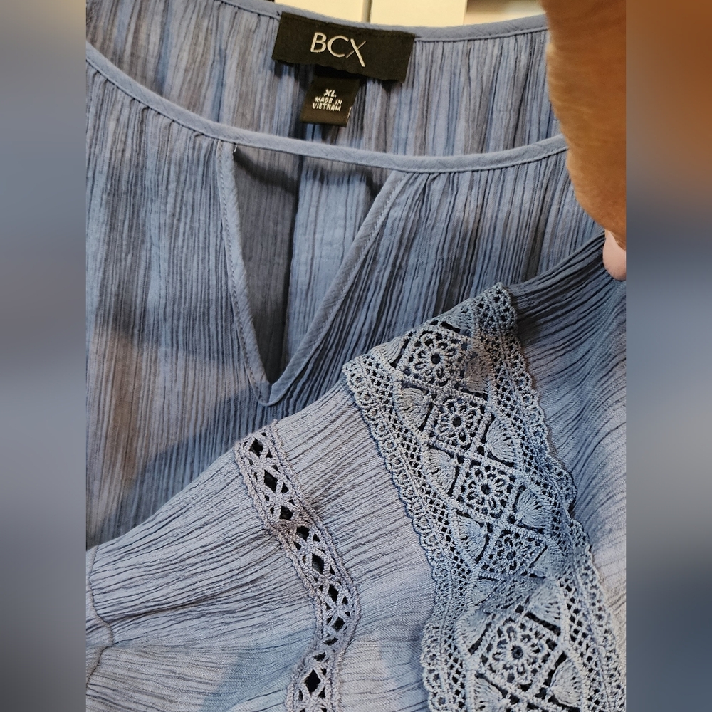NWT BCX Women's Beautiful Trendy & Chic Style. Teal Blue Blouse XL - Picture 4 of 5